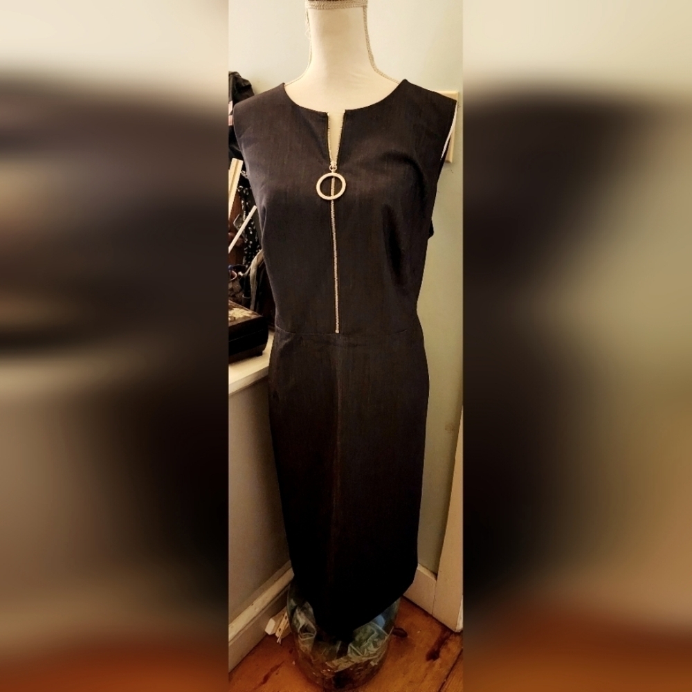 CALVIN KLEIN LOGO ZIPPER DRESS